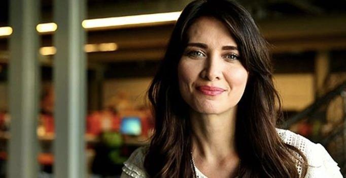 <p>Nefise Karatay - Ulus</p>

<p> </p>
