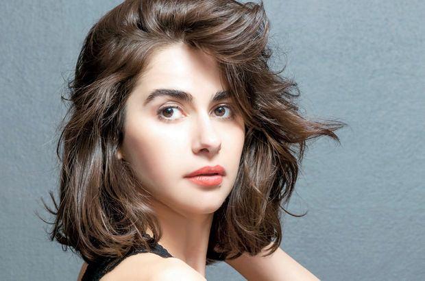 <p><strong>Nesrin Cavadzade - Azerbaycanlı</strong></p>
