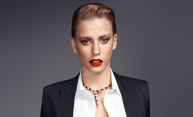 <p>Serenay Sarıkaya</p>

