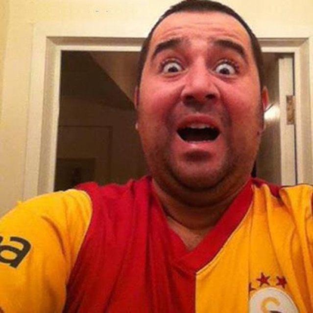<p>Galatasaray 1-0 Fenerbahçe<br />
<br />
Ata Demirer</p>