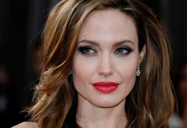 <p>Angelina Jolie</p>
