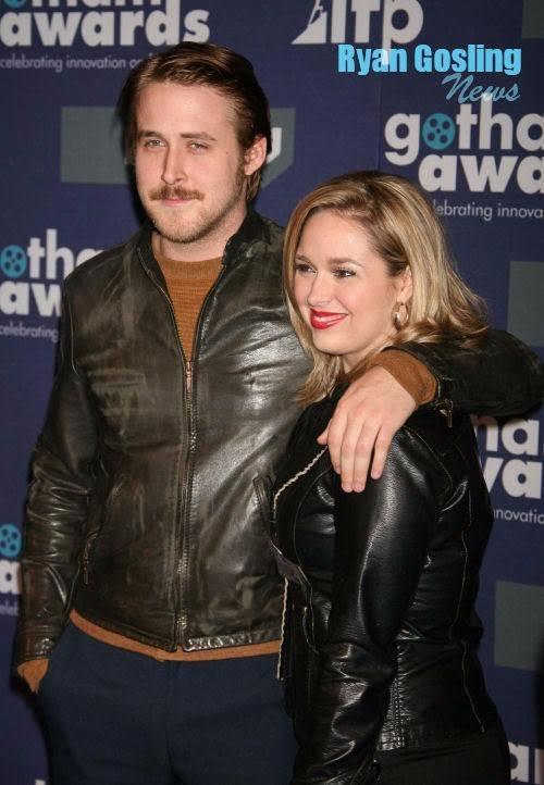 <p>Ryan Gosling ve kardeşi Mandi Gosling</p>