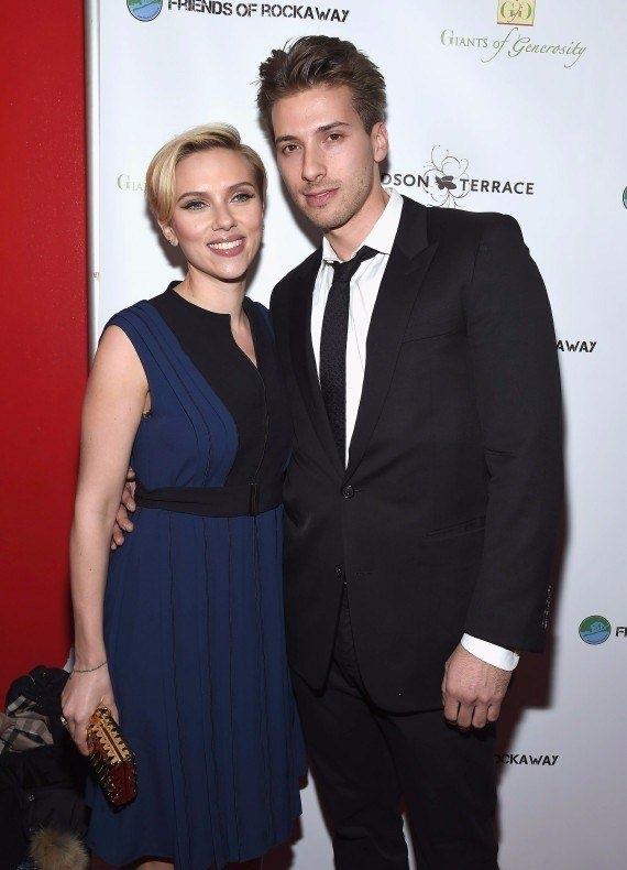 <p>Scarlett Johansson'un ikiz erkek kardeşi Hunter.</p>