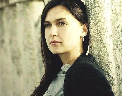 <p>Şevval Sam, Leman Sam'ın kızı.</p>

<p> </p>
