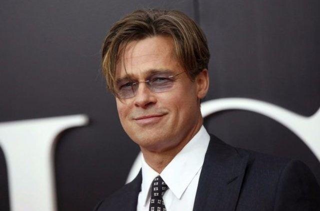 <p><strong>Brad Pitt</strong><br />
<br />
1.80</p>
