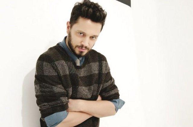 <p><strong>Murat Boz</strong> <br />
<br />
1.87</p>
