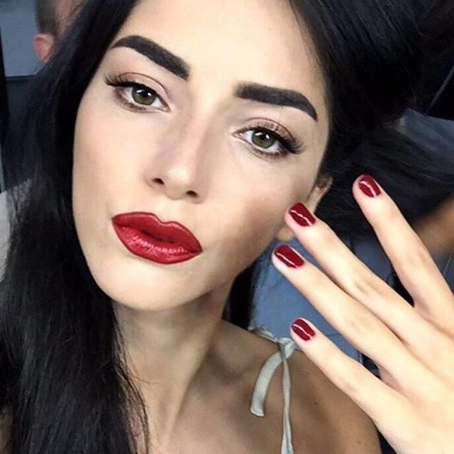 <p>Merve Boluğur</p>

