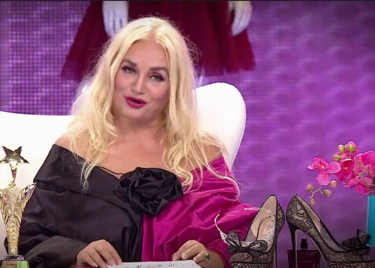 <p>BANU ALKAN - RENKA BRONKAVİ</p>
<p> </p>