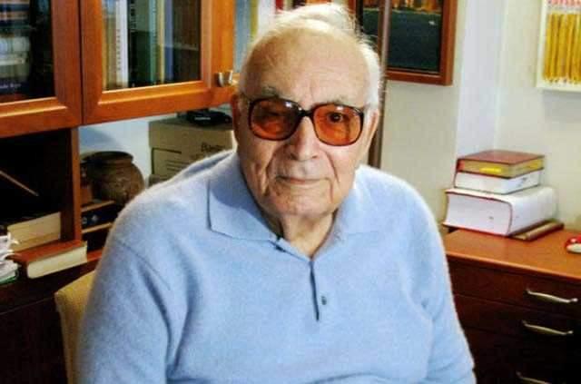 <p>YAŞAR KEMAL - KEMAL SADIK GÖĞÇELİ</p>

<p> </p>
