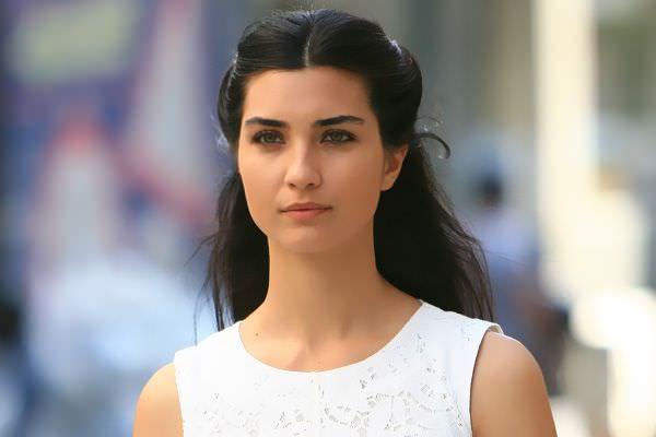 <p>TUBA BÜYÜKÜSTÜN - HATİCE TUBA BÜYÜKÜSTÜN</p>

<p> </p>
