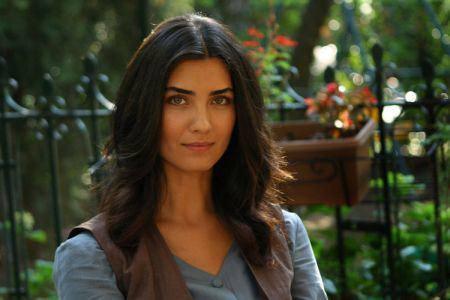 <p>Hatice Tuba Büyüküstün</p>

<p> </p>
