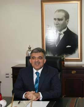 <p>Cumhur Abdullah Gül</p>

<p> </p>
