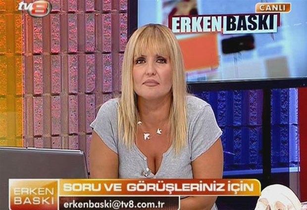 <p>Uzun zaman Star Tv’nin haber sunucusu olarak ekranlara gelen güzel sunucu Seda Akgül, yeni sezonda Kanal D ekranlarında yayınlanan Kısmetse Olur programının sunuculuğunu yapıyor. Heyecanla takip edilen programın başlangıç tarihinden itibaren fazla kilolarını atan Seda Akgül dikkatleri üzerine çekiyor.</p>
<p> </p>
