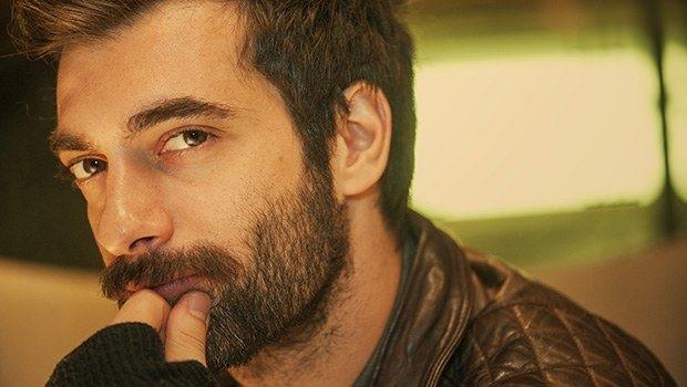 <p><strong>İLKER KALELİ (İSTANBUL)</strong></p>
