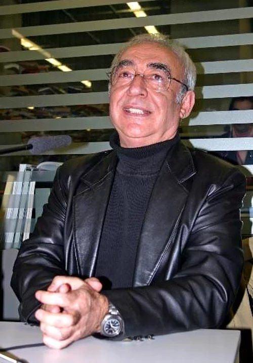 <p>Şener Şen</p>
