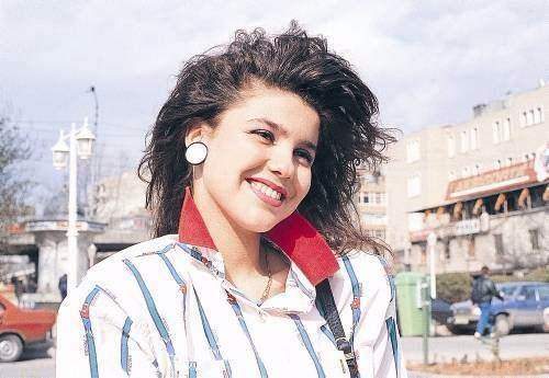 <p>Gülben Ergen</p>

<p> </p>
