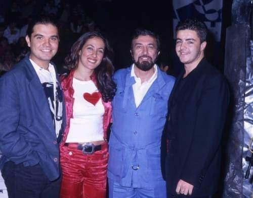 <p>Meltem Cumbul - Burak Kut - Kenan Doğulu - Sezen Cumhur Önal</p>
<p> </p>