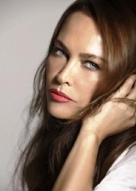 <p>Hülya Avşar: 50</p>

<p> </p>
