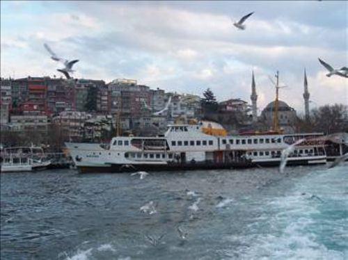 ÜSKÜDAR Nüfusu: 582,666 En çok hangi ilden vatandaş var: Sivaslılar
