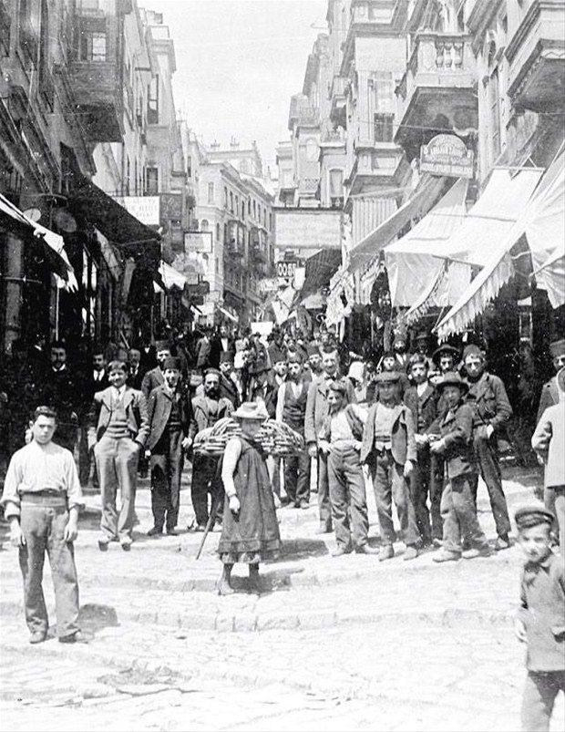 <p>Yüksek Kaldırım'dan günümüze bakış </p>
<ul>
</ul>