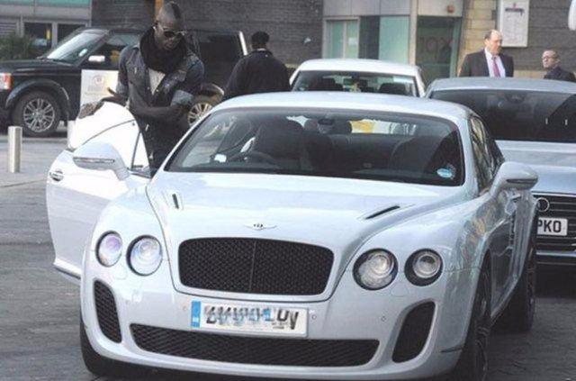 <p>Mario Balotelli İngiltere'deki yaşamı boyunca yaklaşık 10.000 poundluk park cezası yedi.</p>

<p> </p>

