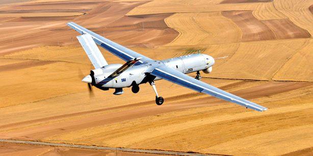<p>TAI, proje kapsamında ANKA-S’i yönetecek pilot ve operatör eğitimleri, bakım ve eğitim simülatörleri, bakım-idame altyapılarına yönelik çalışmaların devam ettiği vurgulandı.</p>

