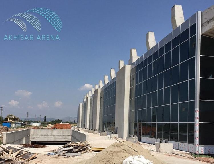 <p>Yeni Akhisar Stadı<br />
​Kapasite: 12.000</p>

