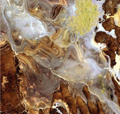 Sahra &Ccedil;&ouml;l&uuml;-Kuzey Afrika