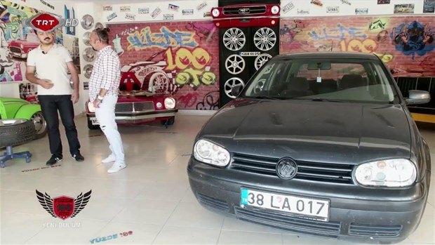<p><strong>Volkswagen Golf'ü yenilediler</strong></p>

<p>TRT ekranlarında yayınlanan %100 Oto programı araçları yenilemeye devam ediyor.</p>
