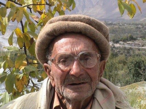 <p> <span style="color:#FFFFFF">Yolun yarısının 65 yaş olduğu bu toplulukta kadınlar, 65-70 yaşında doğum yapıyor.</span></p>