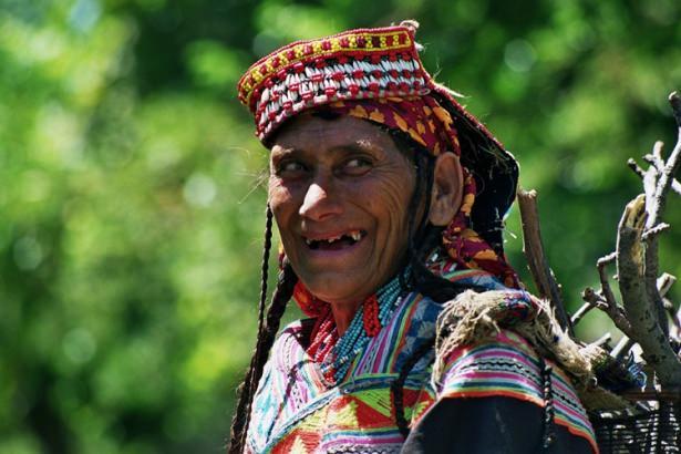 <p><span style="color:#FFFFFF">Hunza Türklerinin çok ilginç bir yanı da burada hiç kanser vakasının yaşanmaması...</span></p>