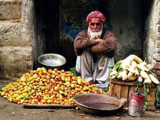 <p><span style="color:#FFFFFF">Hunza Türkleri'nin et ve baharatlı yemekleri çok ünlü ve Sadece kendi ürettikleri sebze ve meyveleri tüketiyorlar.</span></p>
<p> </p>