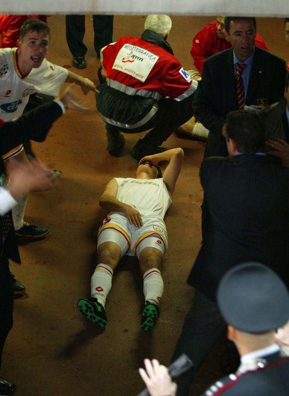 <p>Olaylı Roma - Galatasaray maçından... Arlos Capone</p>