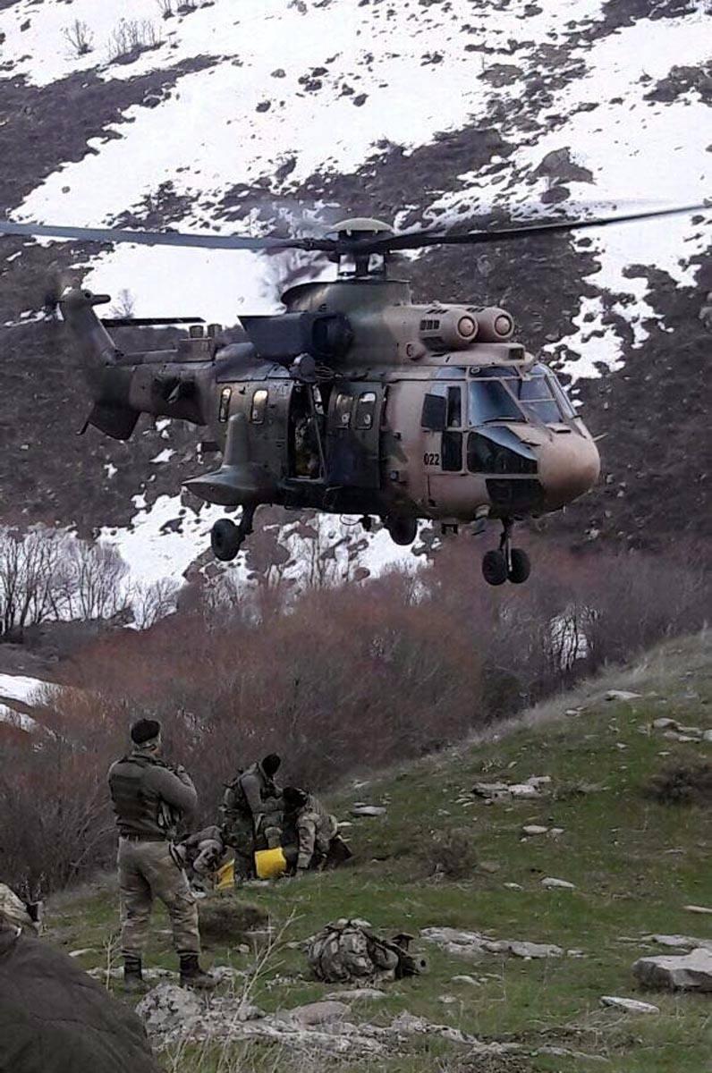 <p>Bitlis Jandarma Bölge Komutanlığı'nca 3 Nisan'da Tatvan İlçesi'ne bağlı Anadere-Odabaşı bölgesinde başlatılan operasyon devam ediyor.</p>
<p> </p>