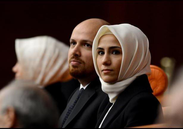 <p>Erdoğan'ın yeminini oğlu, iki kızı, eşi ve torunu locadan izledi.</p>
