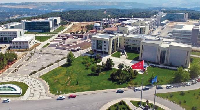 <p>Uşak Üniversitesi: 38 akademik personel alacak. Son başvuru 16 Mayıs.</p>

<p> </p>
