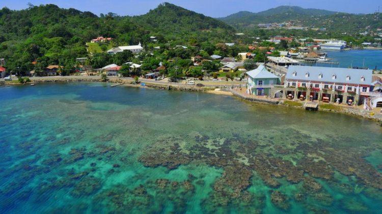 <p>Karasal Alan km²<br />
Honduras<br />
111.890</p>