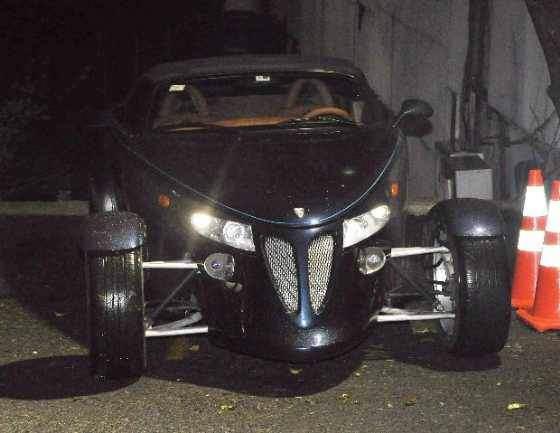 <p>Fenerbahçe'nin Nijeryalı forveti Emenike, Chrysler Prowler kullanıyor.</p>

<p> </p>
