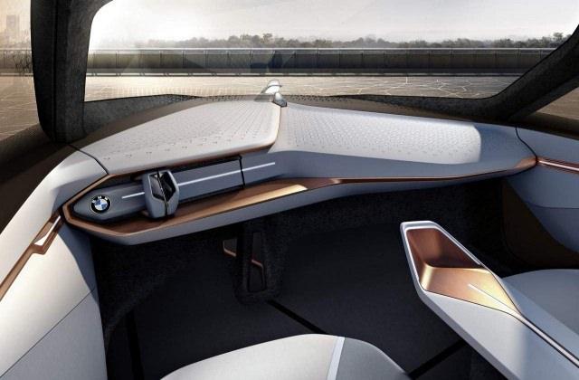 <p>BMW Vision Next 100</p>
