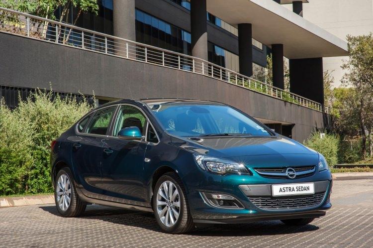 <p>Opel Astra Sedan - 1.6 Benzinli - 115 HP M/T Edition - 64.750</p>