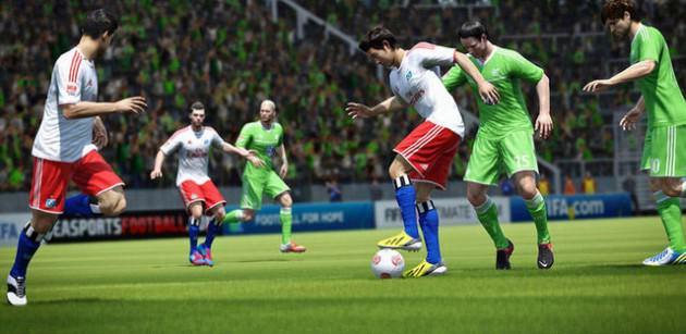 <p>EA Sports efsane futbol oyun serisi FIFA'nın yeni versiyonu FIFA 14'ün ilk ekran görüntülerini yayınladı. Şut ve top kontrolünün anlatıldığı video oyun geliştirme sırasında alınmış videolardan oluşuyor.</p>