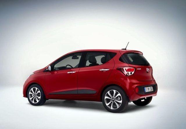 <p><strong>HYUNDAI İ10</strong></p>
<p>i10 1.0 D-CVVT JUMP (BENZİNLİ) 52 bin TL</p>
<p>i10 1.0 D-CVVT JUMP (LPG) 57 bin </p>