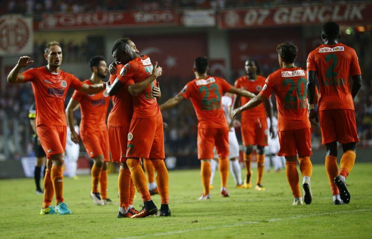 <p>ALANYASPOR<br />
<br />
Toplam Piyasa Değeri: 31,60 milyon €<br />
<br />
Futbolcu başına ortalama piyasa değeri: 1,02 milyon €</p>