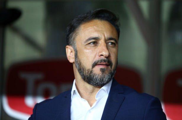 <p>Tesislere henüz bir tane bile yönetici gelmezken, sessizlik ve gerginlik Galatasaray derbileri öncesi görülmemiş bir tablo yarattı.</p>

<p> </p>
