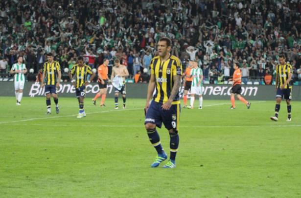 <p>Bu yüzden sözleşmesi biten bazı oyuncular konusunda tavır değişikliği olabilir.</p>

<p> </p>
