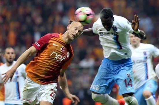 <p>Semih Kaya’nın görev almadığı müsabakalarda ise aradaki fark dikkat çekici...</p>