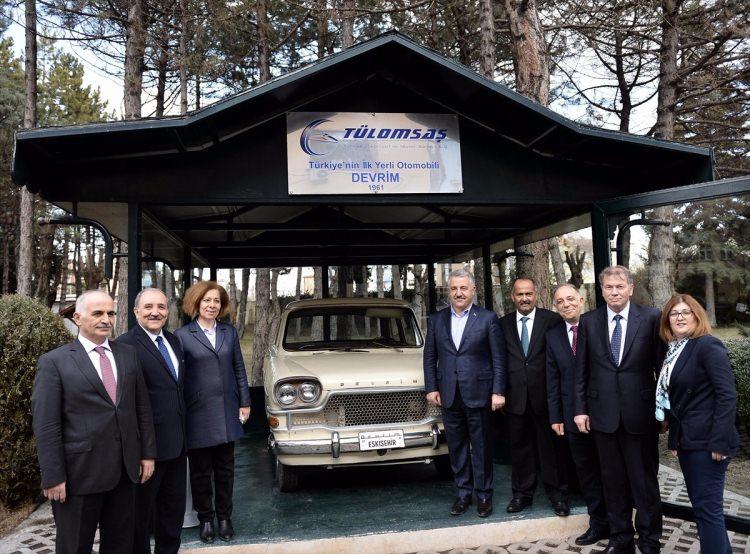 <p><strong>YHT SİSTEMİ AKDENİZ'E BAĞLANACAK</strong><br />
<br />
 </p>
