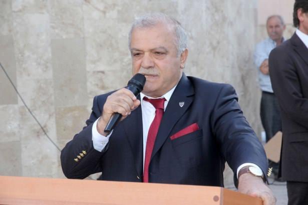 <p>Merkez Valisi Necati Şentürk Kırşehir Valisi</p>
<p> </p>