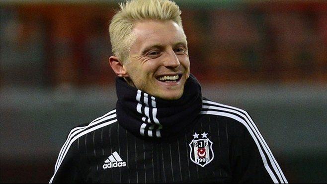 <p>Andreas Beck 1.100.000 milyon avro</p>
