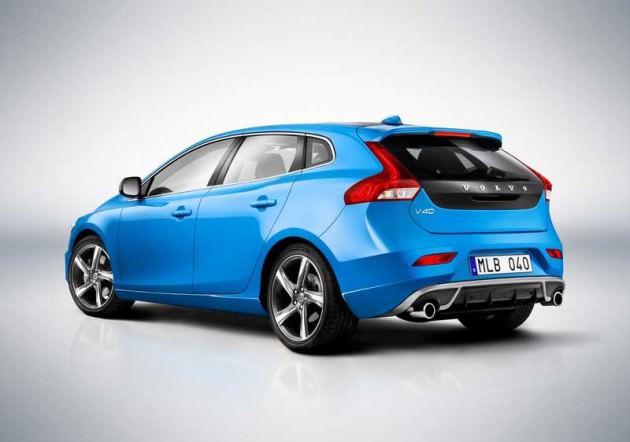 Volvo V40 – Küçük Aile (C-segmenti)
